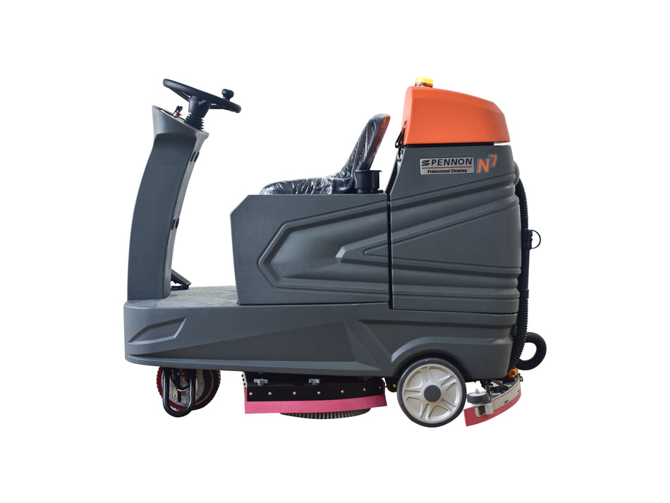 INDUSTRIAL RIDE-ON FLOOR SCRUBBER N7