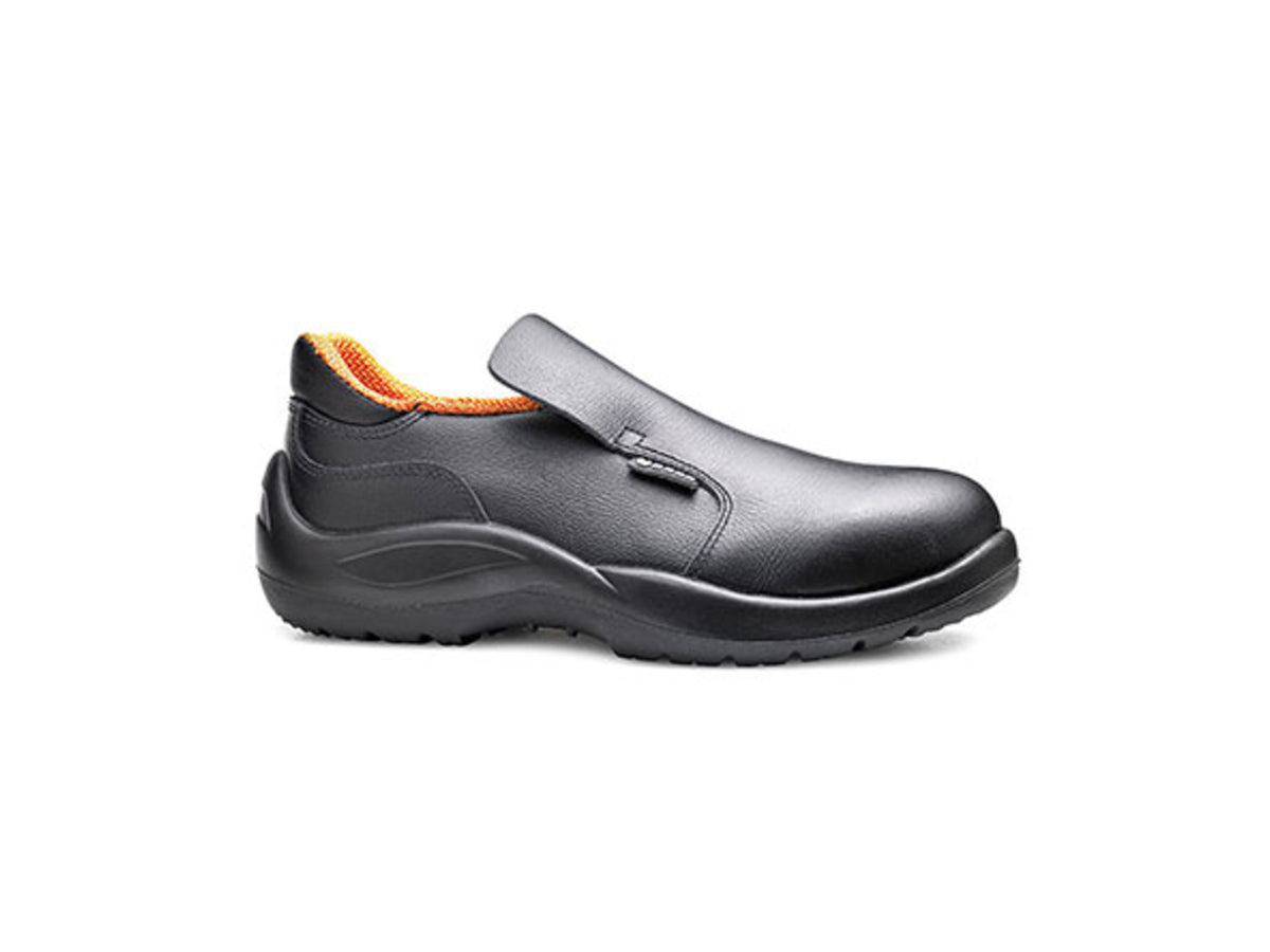 BASE B0507 Cloro black slip-on safety shoe, side view