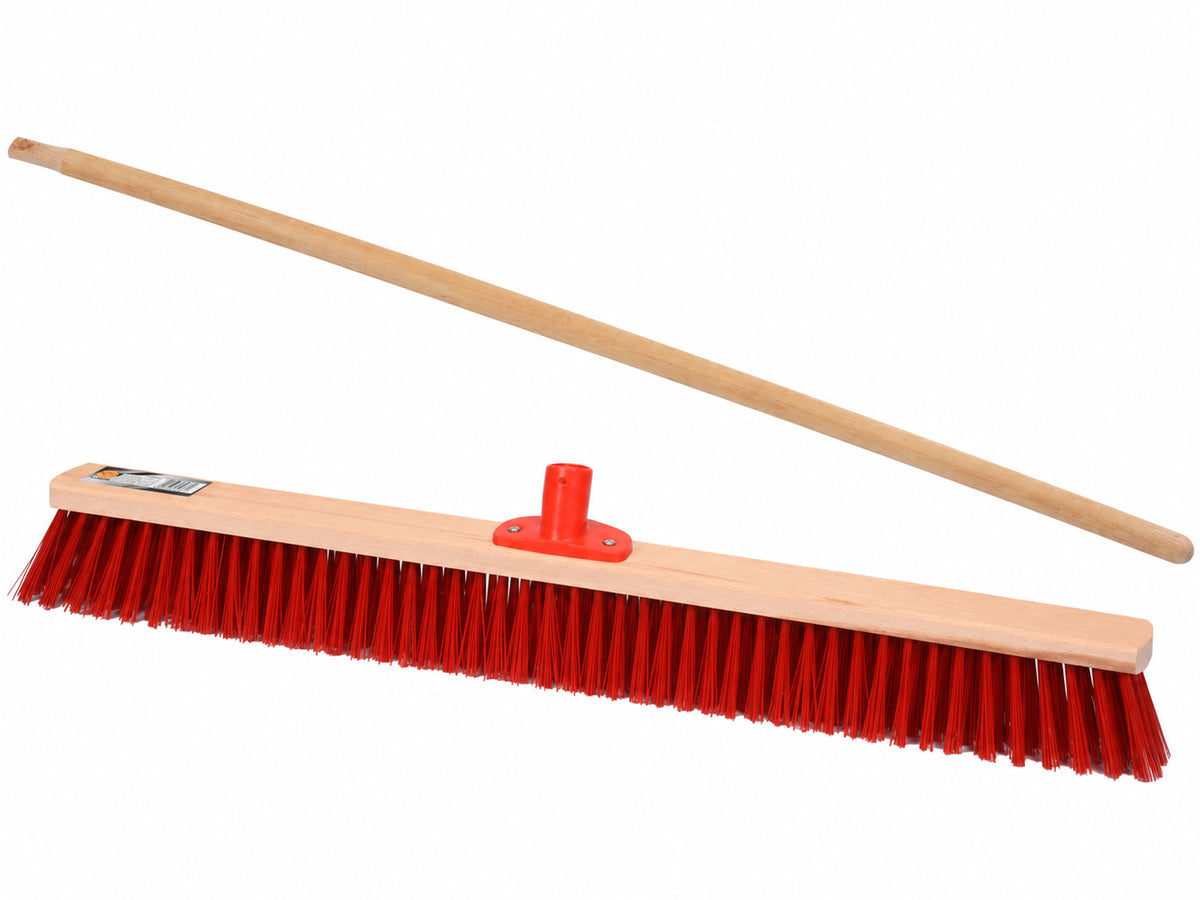 Illustrative composition of VOREL 800 mm street broom head and 150 cm beech wood handle, supplied together; components not shown to scale