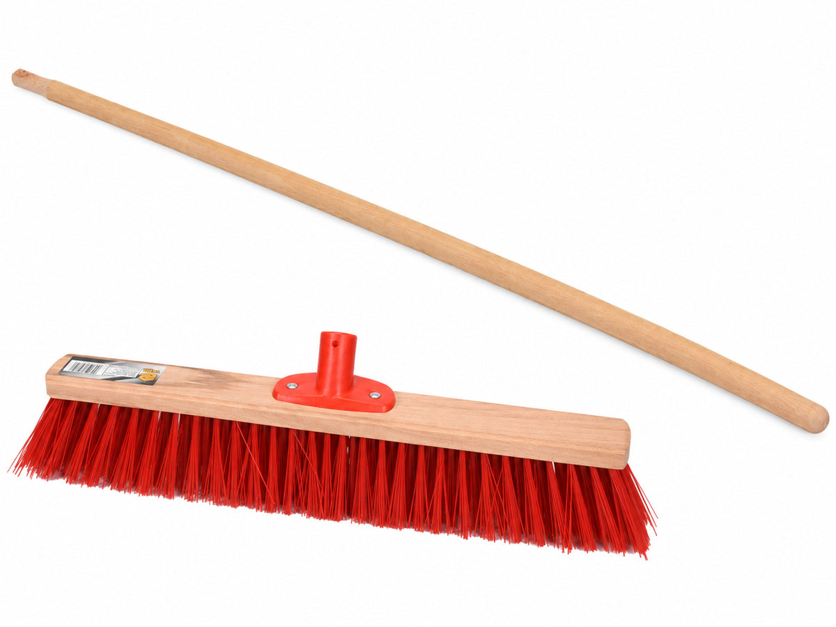 Illustrative composition of VOREL 500 mm street broom head and 150 cm beech wood handle, supplied together; components not shown to scale
